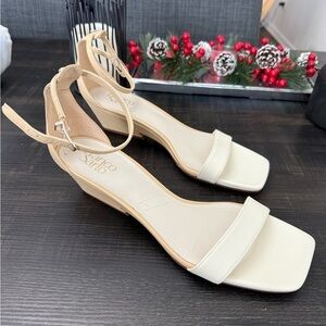 Franco Sarto Sandals – Ivory Block Heel – Size 10